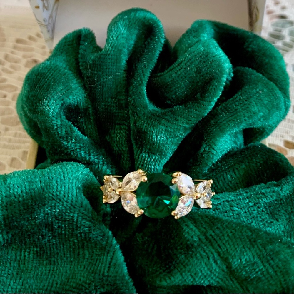 Emerald Green Cluster Ring Wrapped In The Sparkle Of Marquise-Cut Crystals Wow!